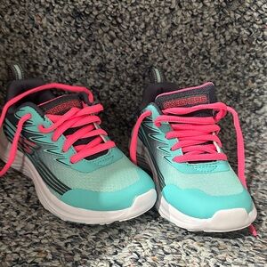 Skechers Kids' Aqua and Pink Sneakers